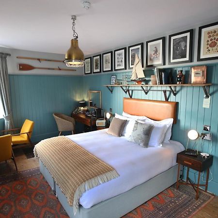 The Pilot Boat Hotel ไลม์รีจิส ภายนอก รูปภาพ