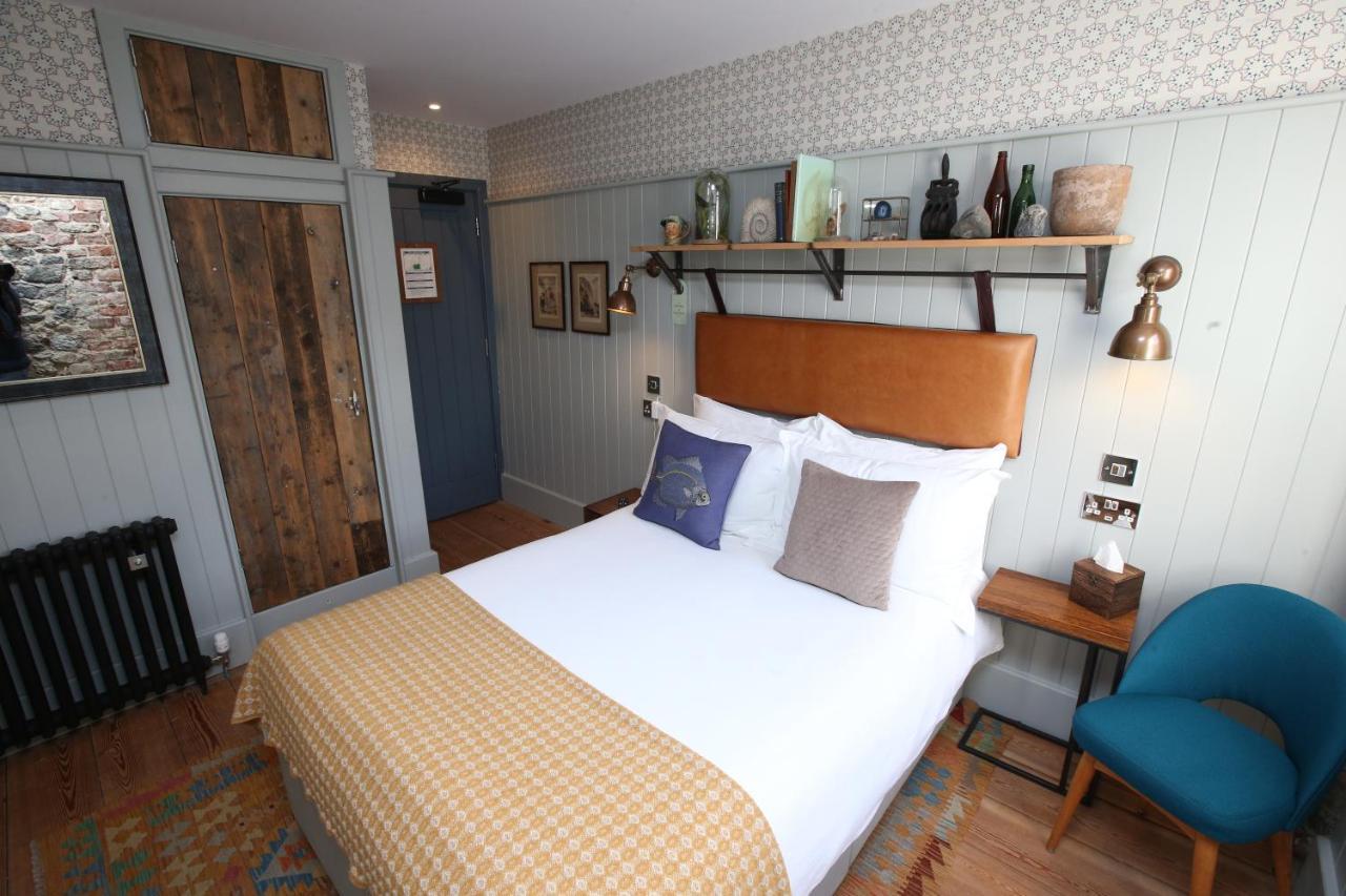 The Pilot Boat Hotel ไลม์รีจิส ภายนอก รูปภาพ